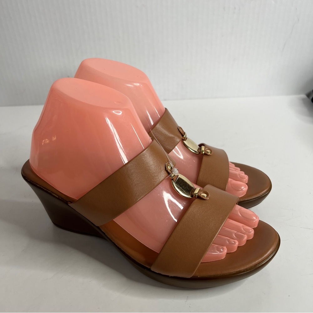 Toscanella women’s wedge sandals